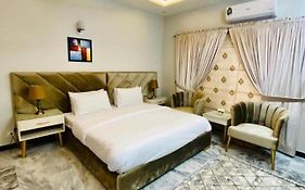 Couple Guest House